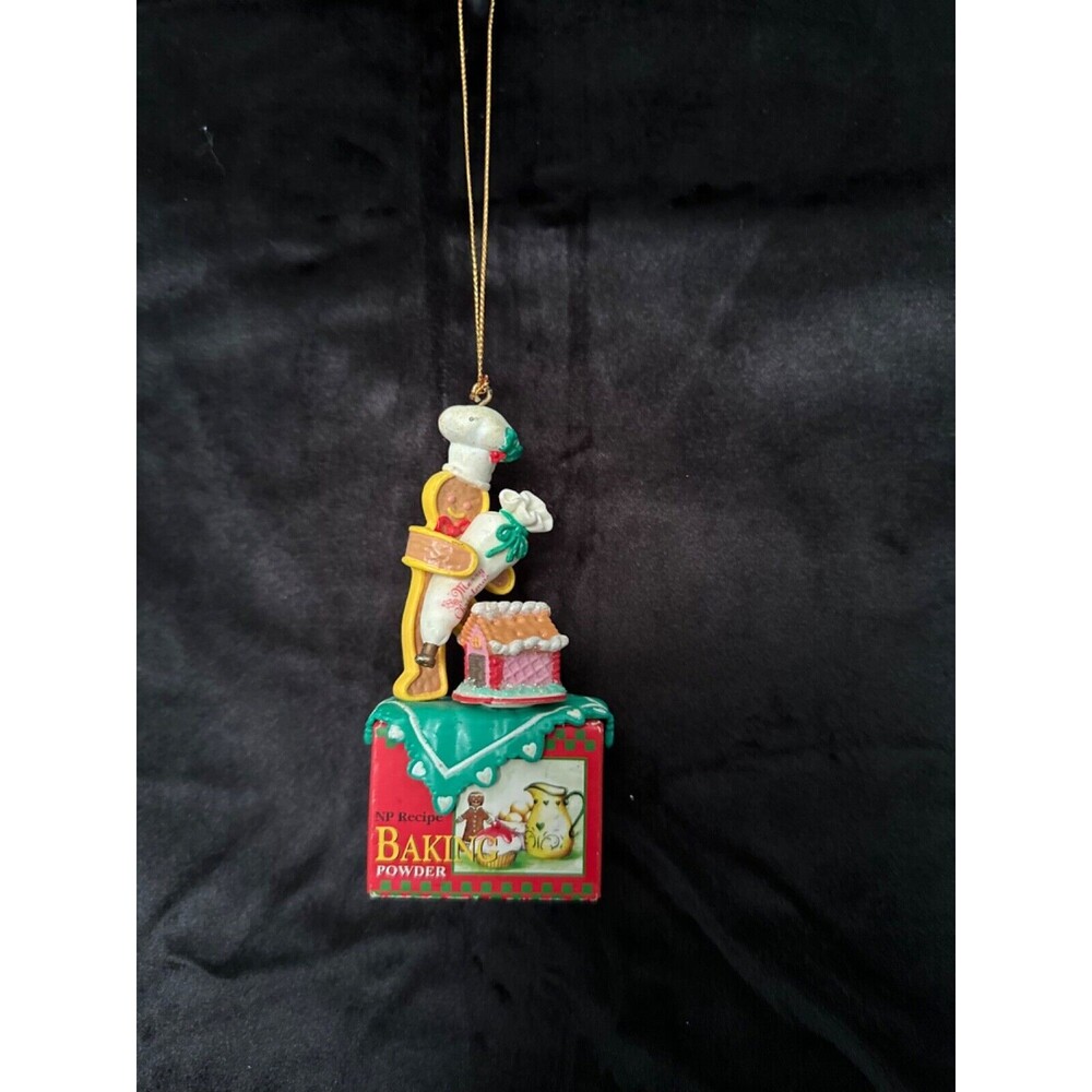 Gingerbread Man Baking 1996 Lustre Fame Ltd Vintage Ornament